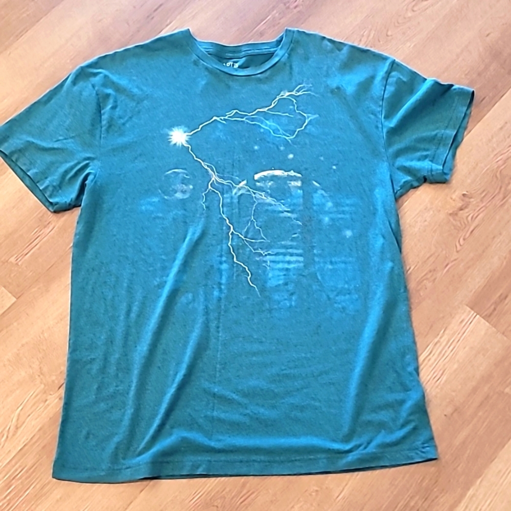 Apt. 9 teal 🩵 lightning ⚡XL T-shirt